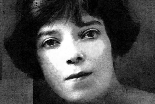María Lefebre a los 29 años