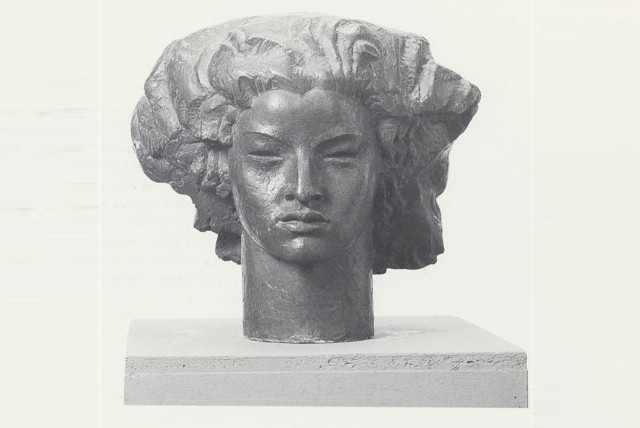 Escultura Elena Wilson de Samuel Román